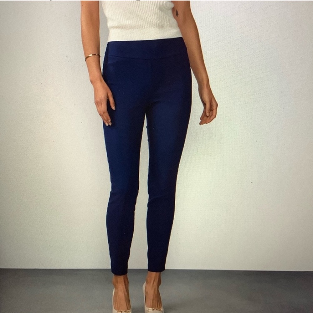 🔵NY&C “Whitney Pant” Stretch Pull-On Size S